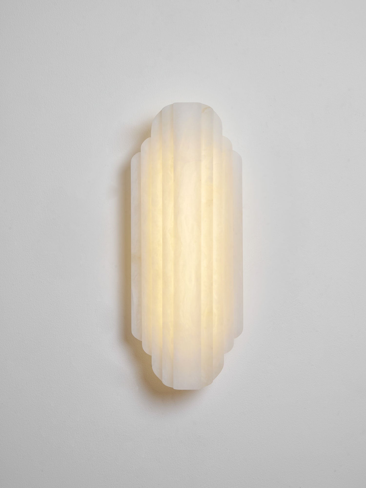 Настінний світильник Estelle Alabaster