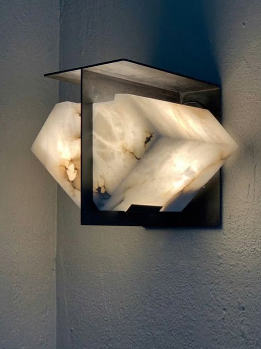 Стельовий світильник Folded Halo Alabaster
