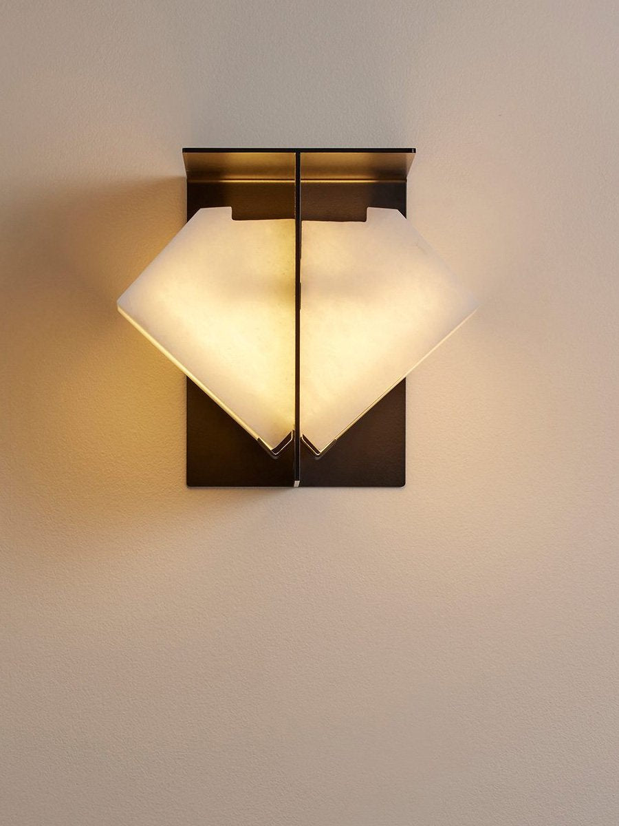 Стельовий світильник Folded Halo Alabaster