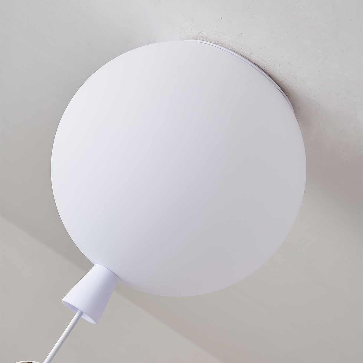 Стельовий світильник Frosted Balloon