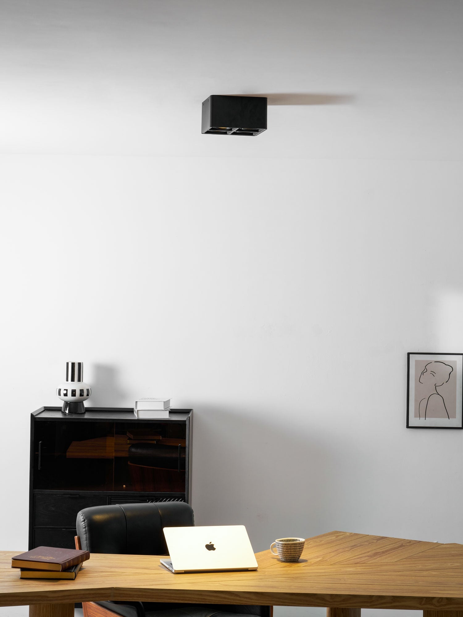 Giyan Surface Spotlight