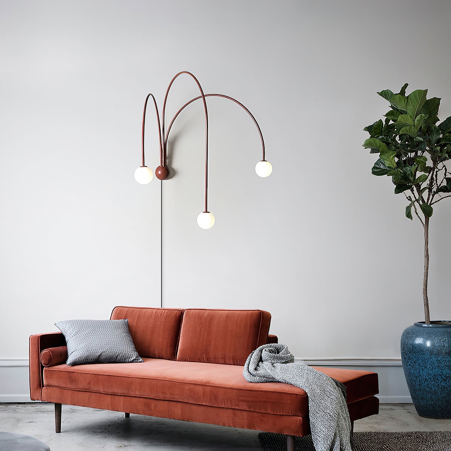 Gran Finale Plug-in Wall Lamp