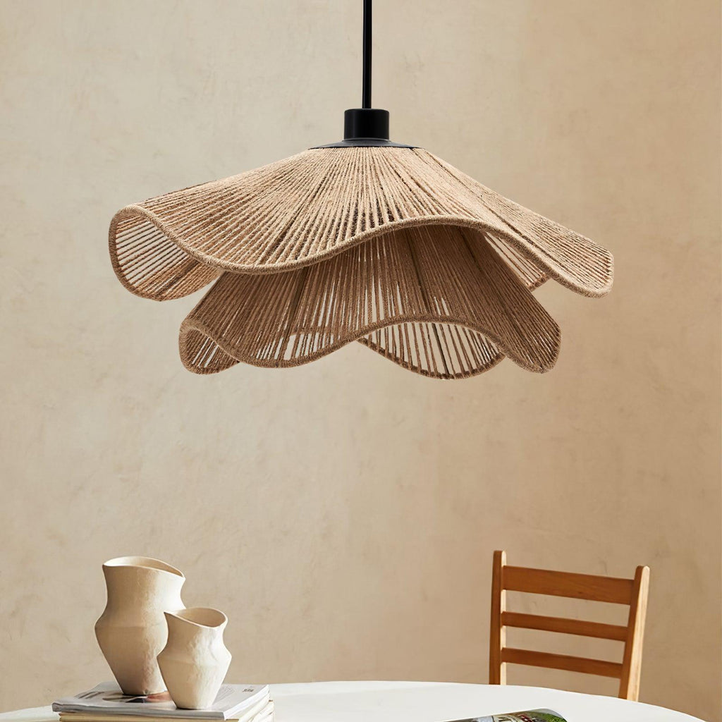 Підвісний світильник "Солом'яний капелюх" ручної роботи