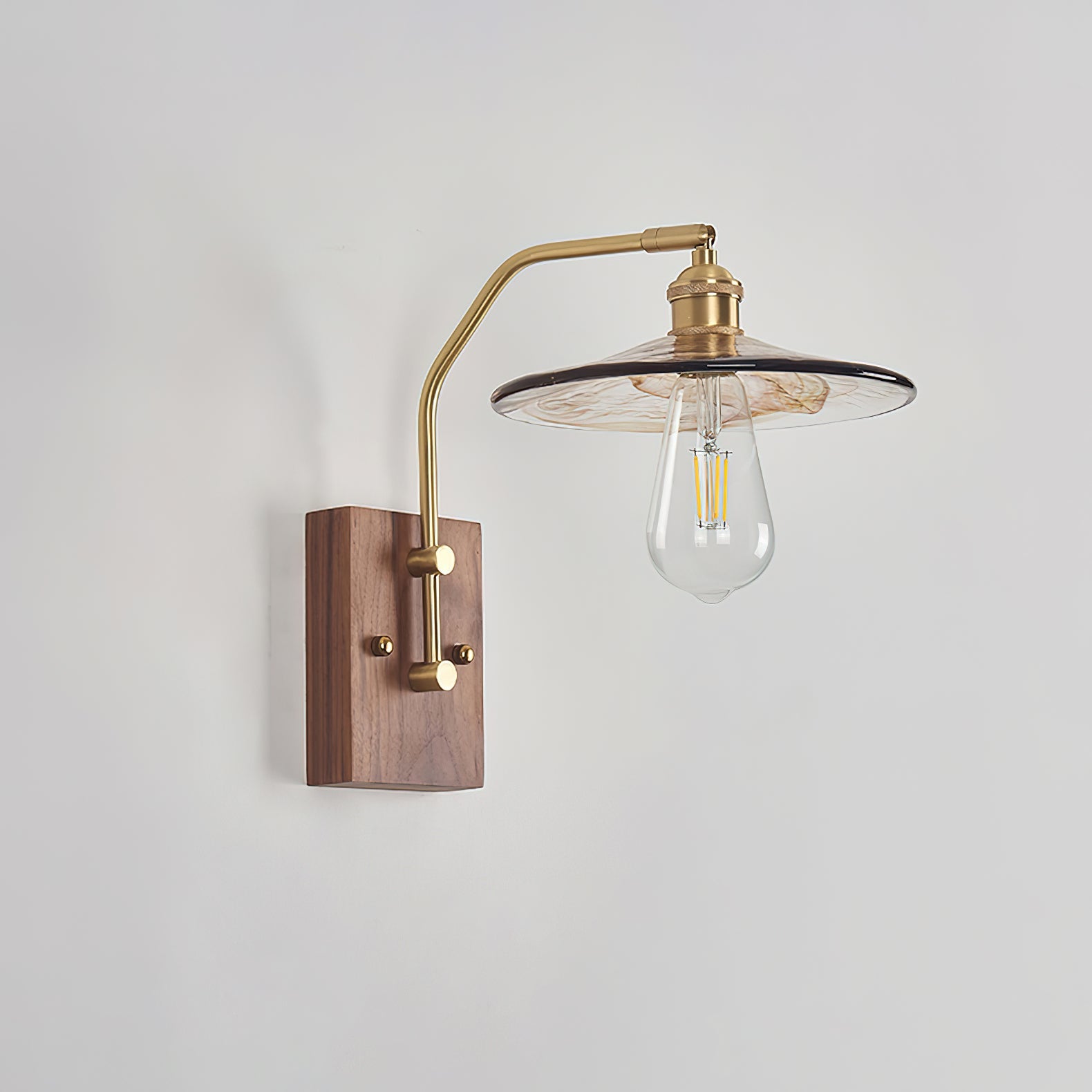 Настінний світильник Heritage Walnut