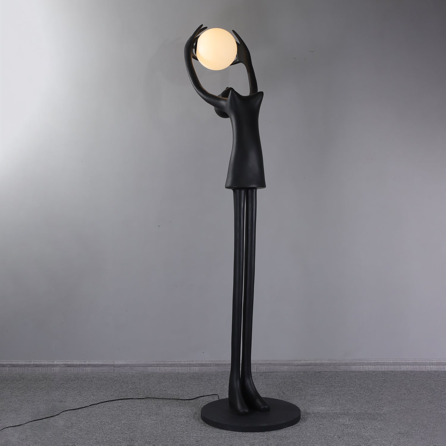 Напольный светильник Liora Sculpture