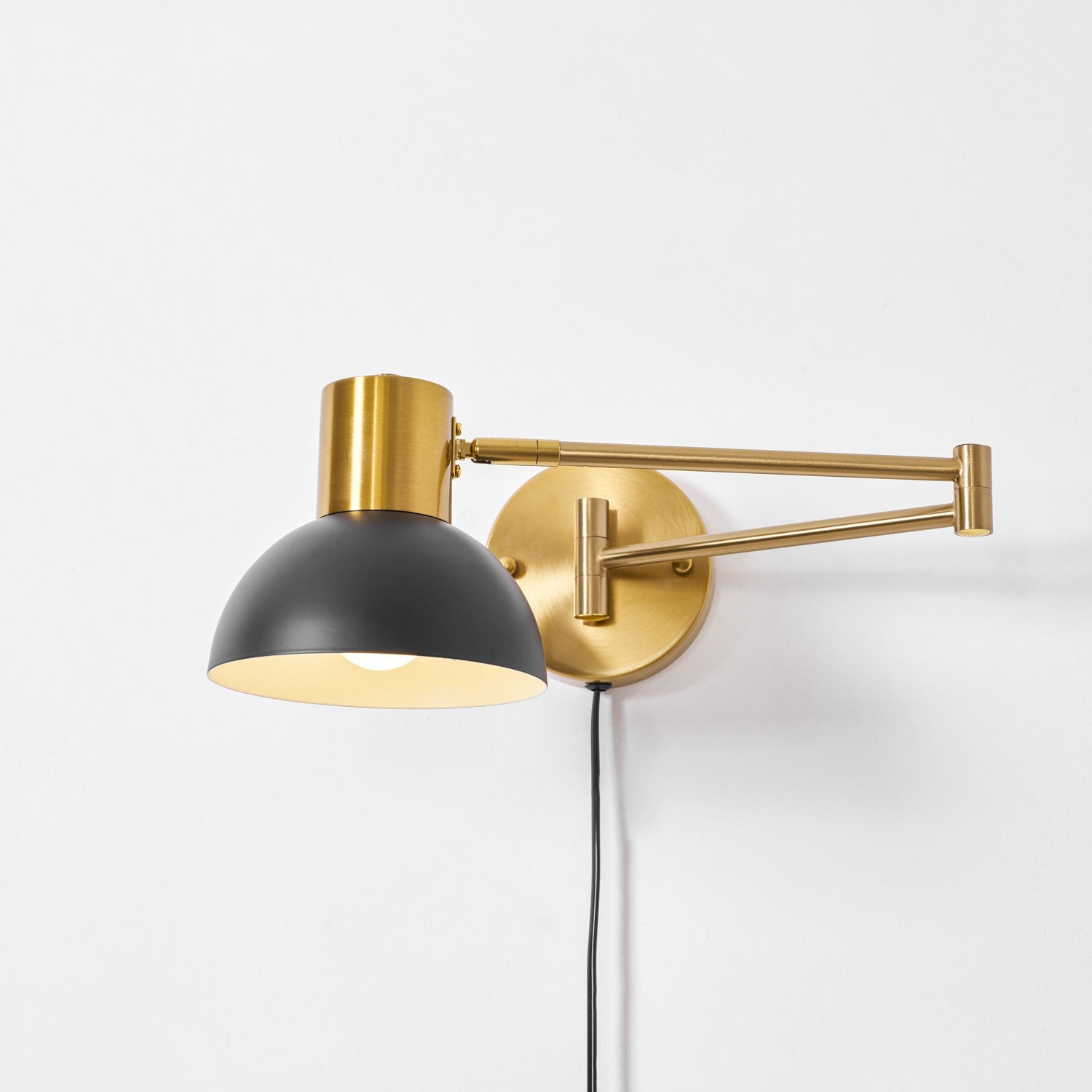 Adjustable Arm Plug In Wall Lamp - DEPRIMO