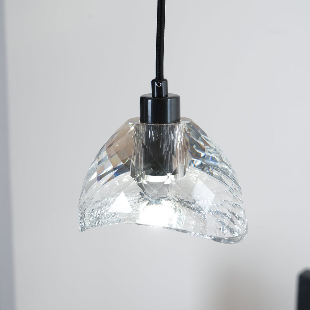 Підвісний світильник Latham Glass