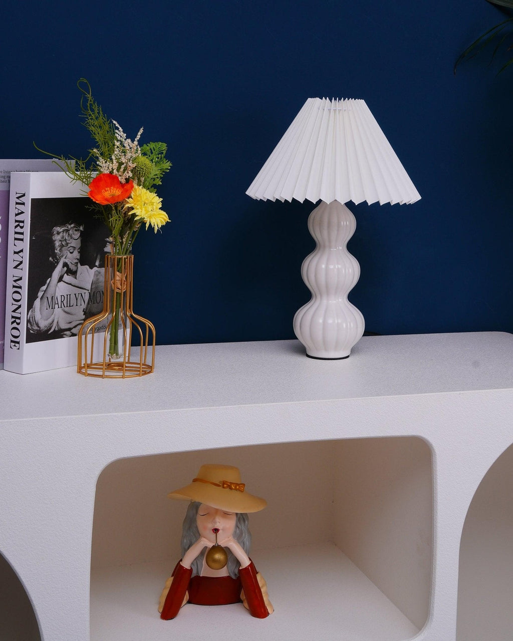 Настольная лампа Leo