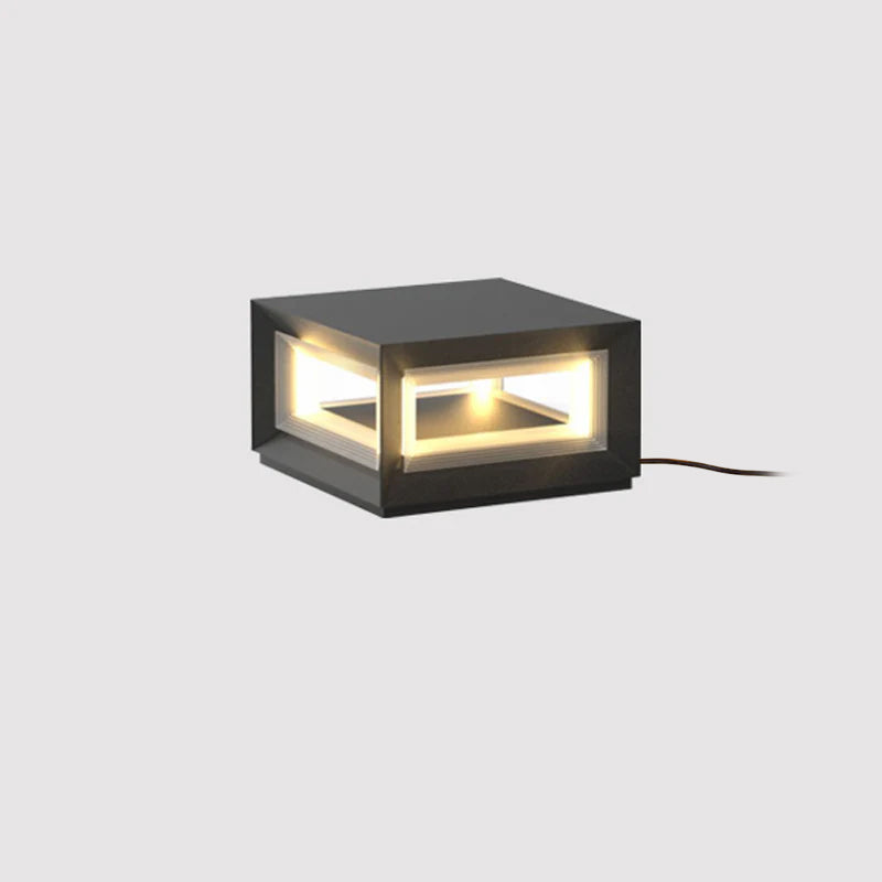 Зовнішній стовпчастий світильник Light Cube