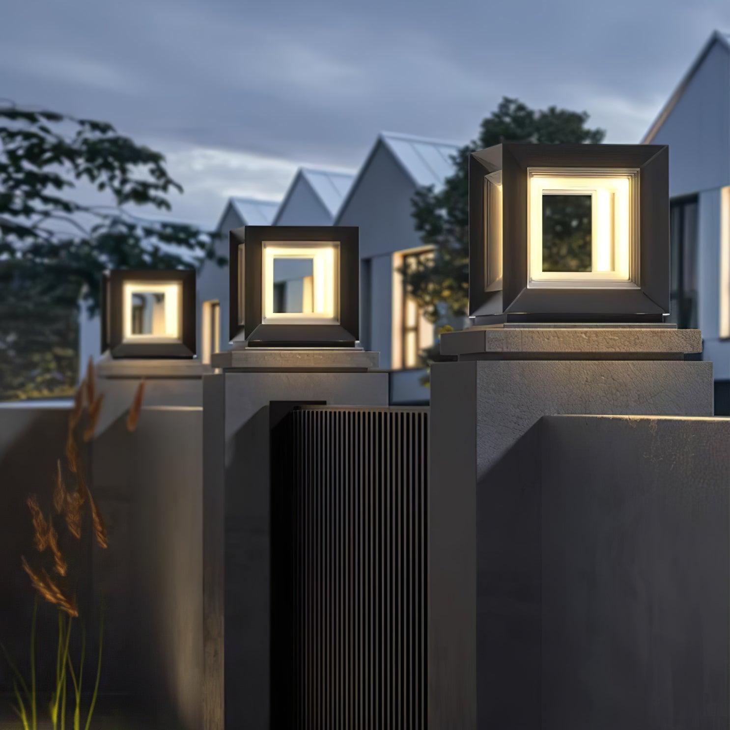 Зовнішній стовпчастий світильник Light Cube