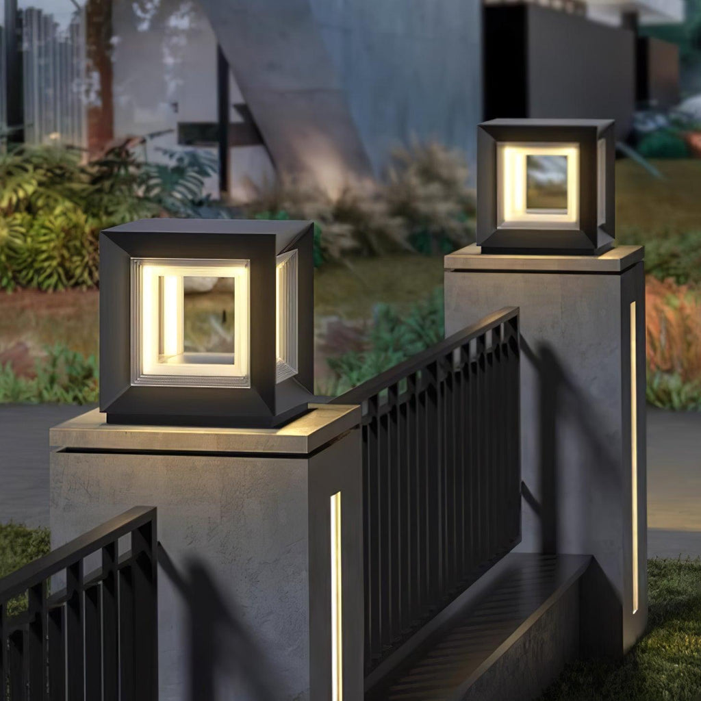 Зовнішній стовпчастий світильник Light Cube