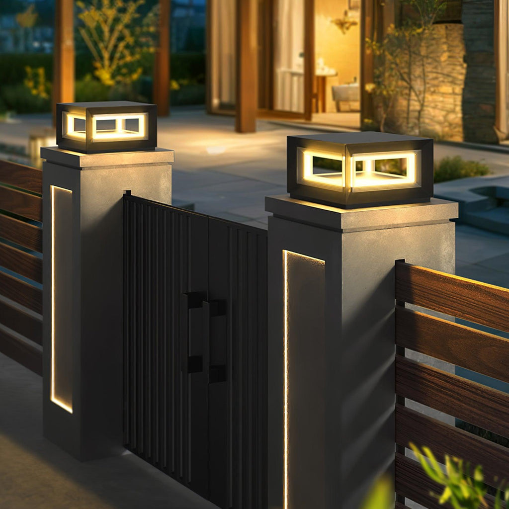 Зовнішній стовпчастий світильник Light Cube