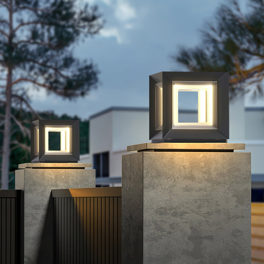 Зовнішній стовпчастий світильник Light Cube