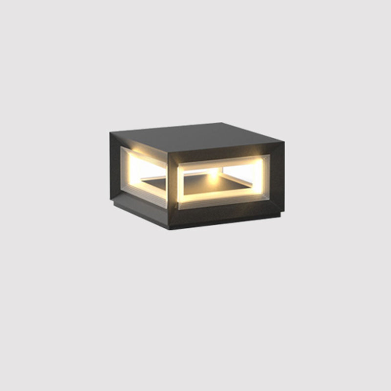 Зовнішній стовпчастий світильник Light Cube