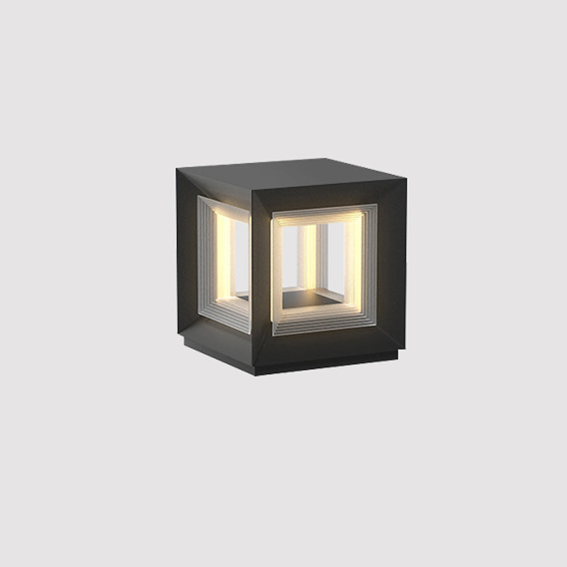 Зовнішній стовпчастий світильник Light Cube