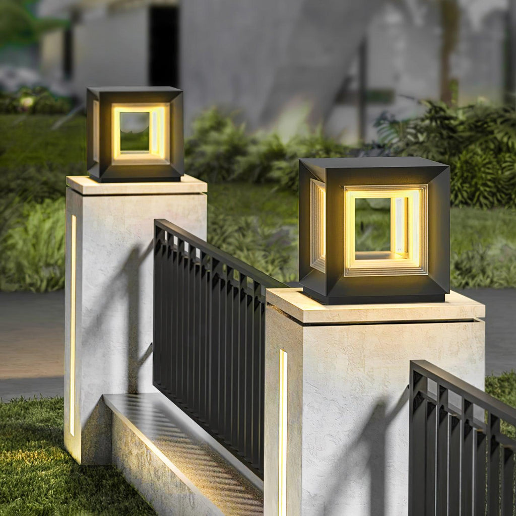 Зовнішній стовпчастий світильник Light Cube