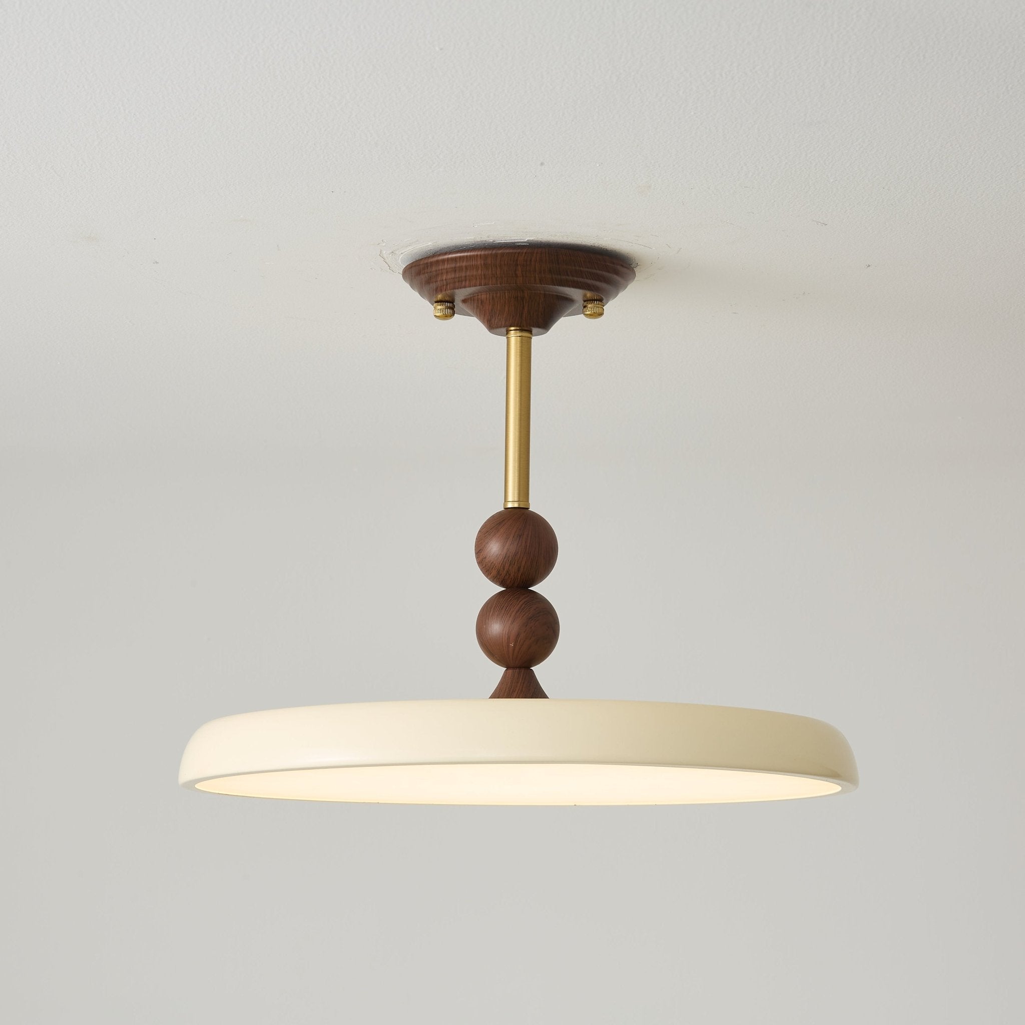 Liora Scallop Ceiling Light - Vakkerlight