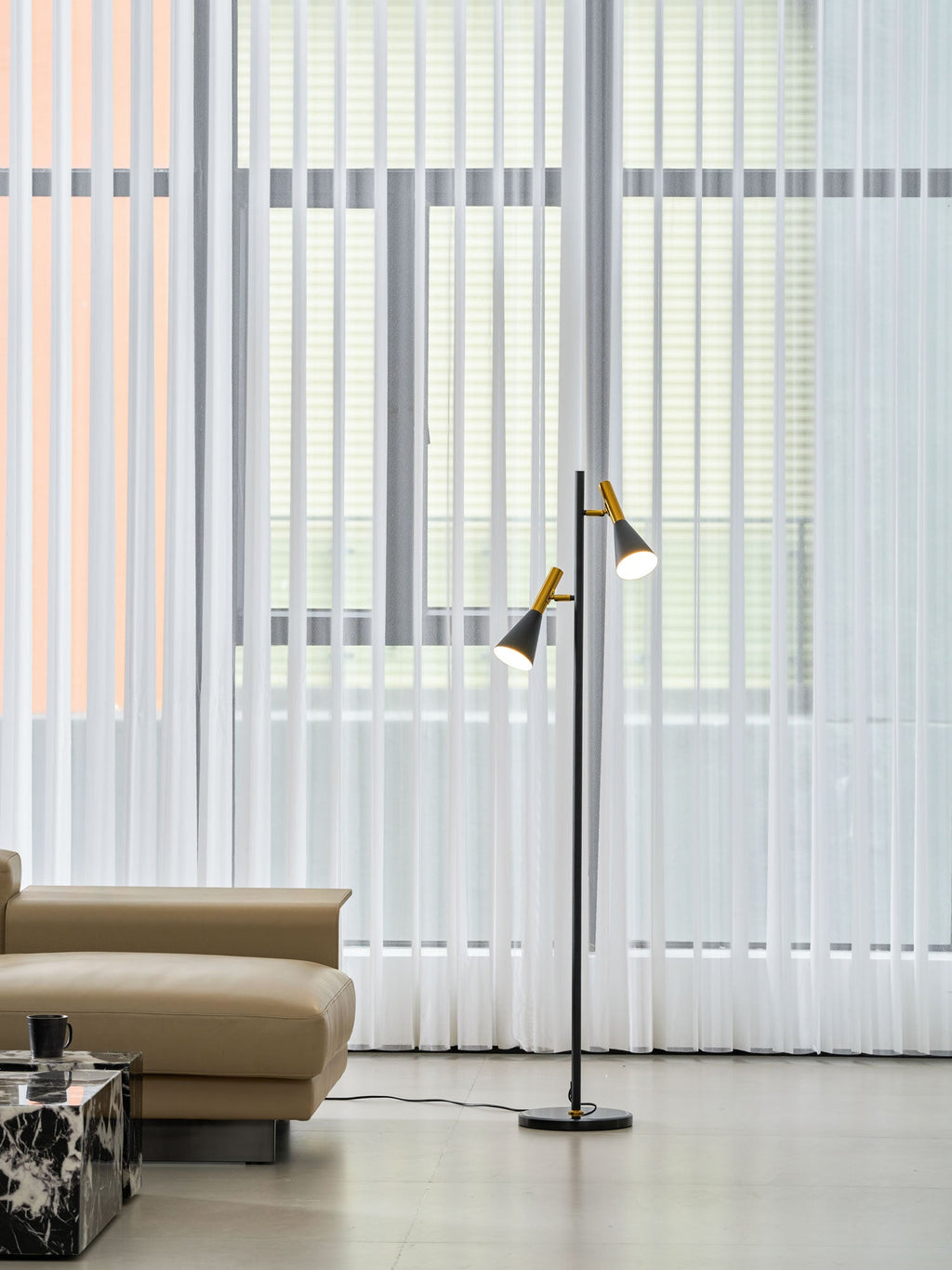 Торшер Lron Mouth