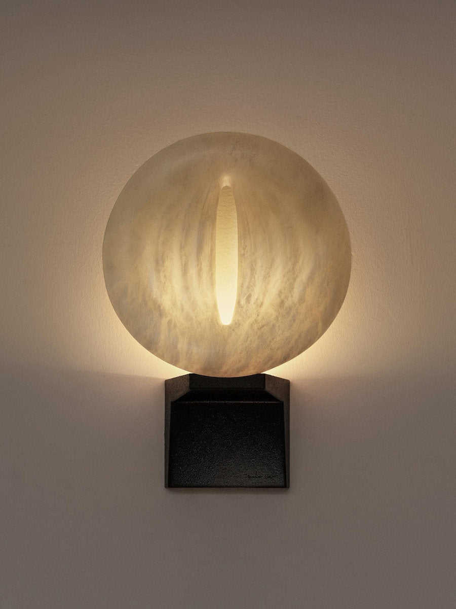 Настінний світильник Lumen Rift Alabaster