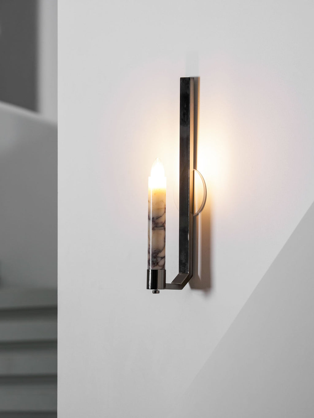 Настінний світильник Lumivolt Alabaster