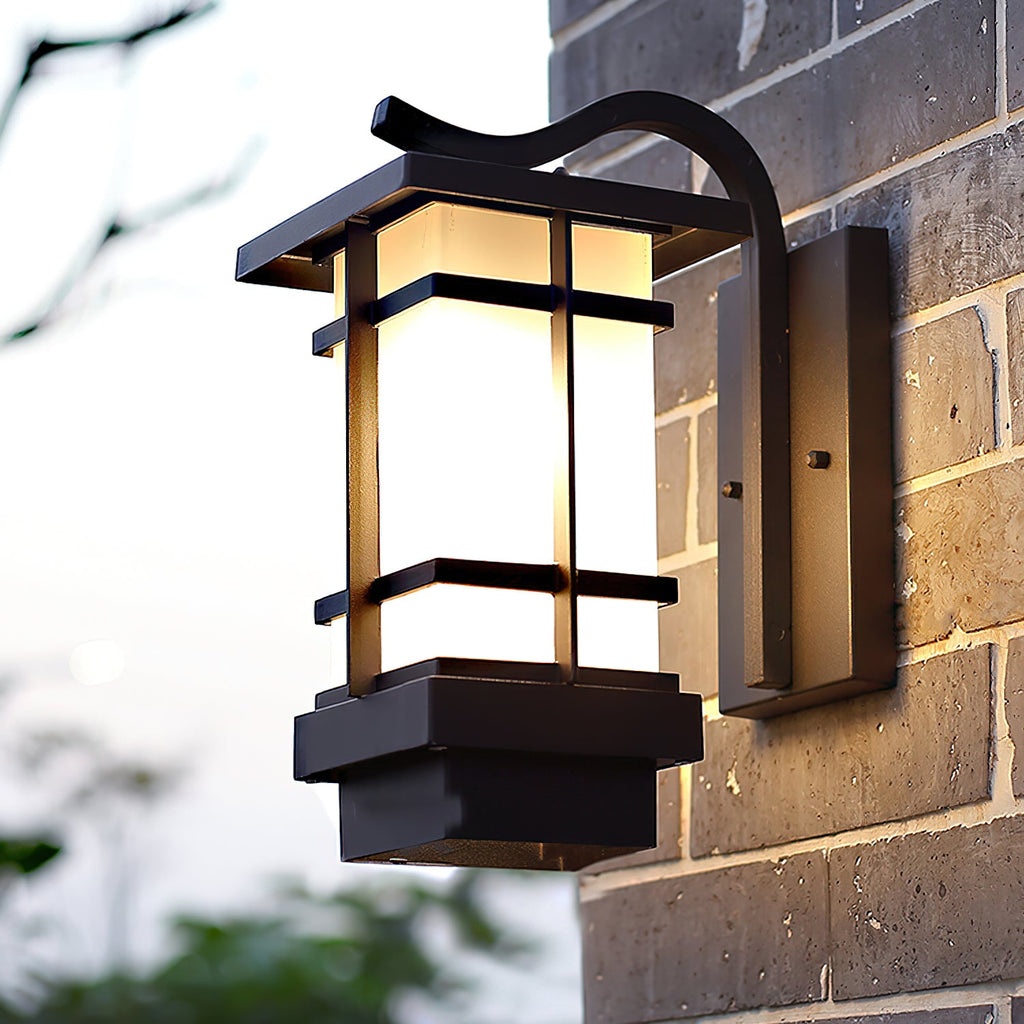 Вуличний настінний світильник Madison Lantern