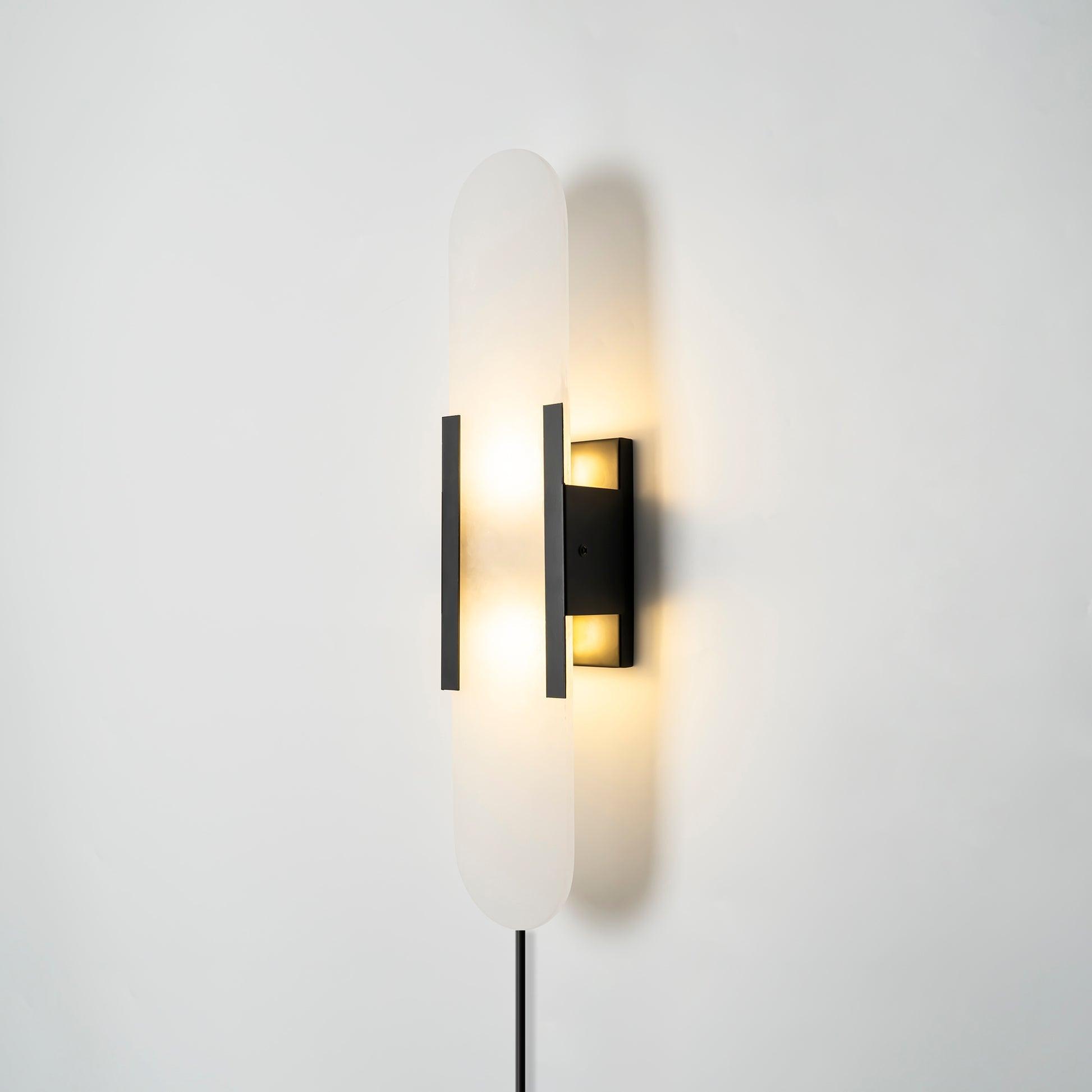 Подовжений настінний світильник Melange Alabaster
