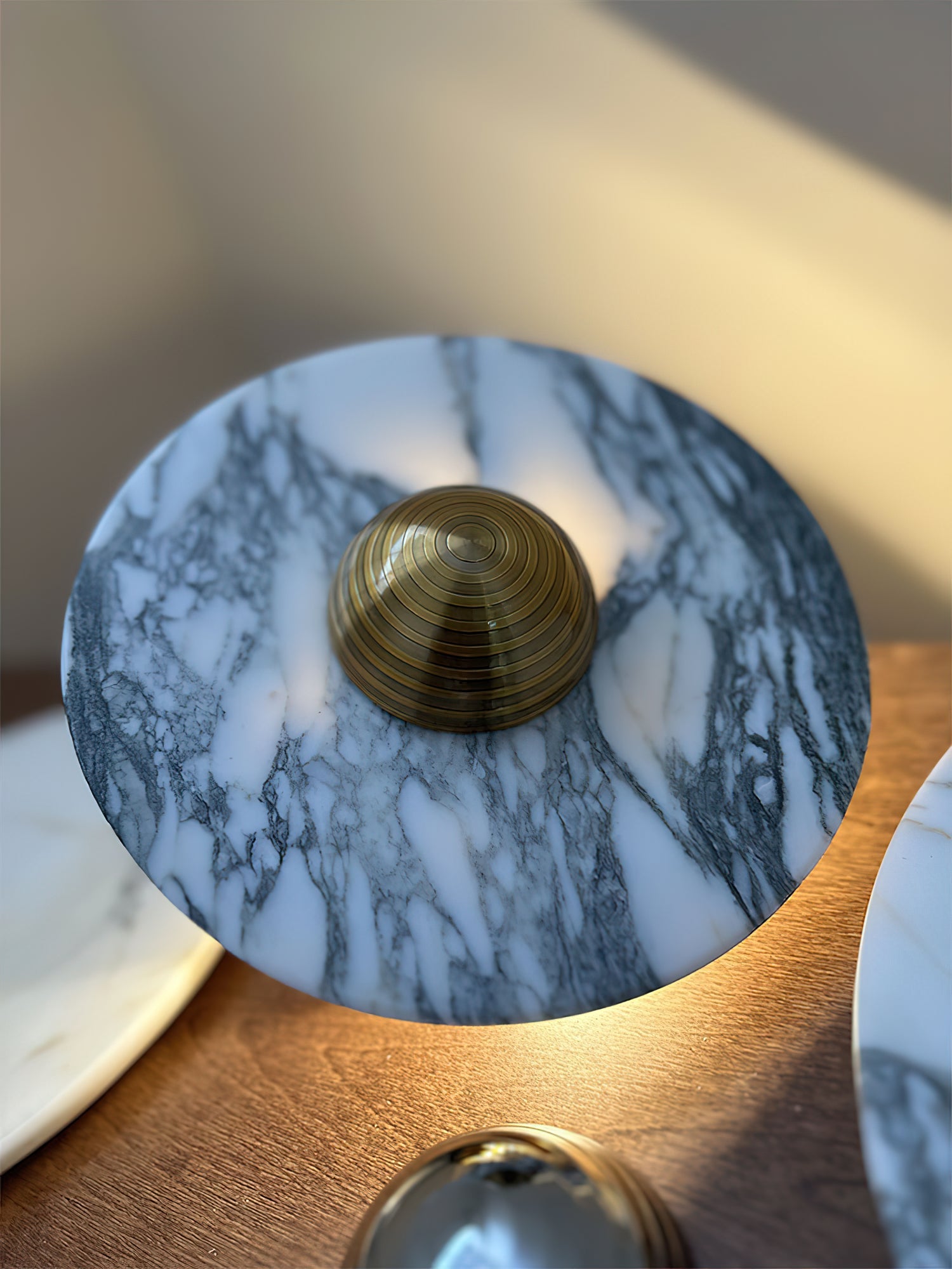 Настінний світильник Messier Marble