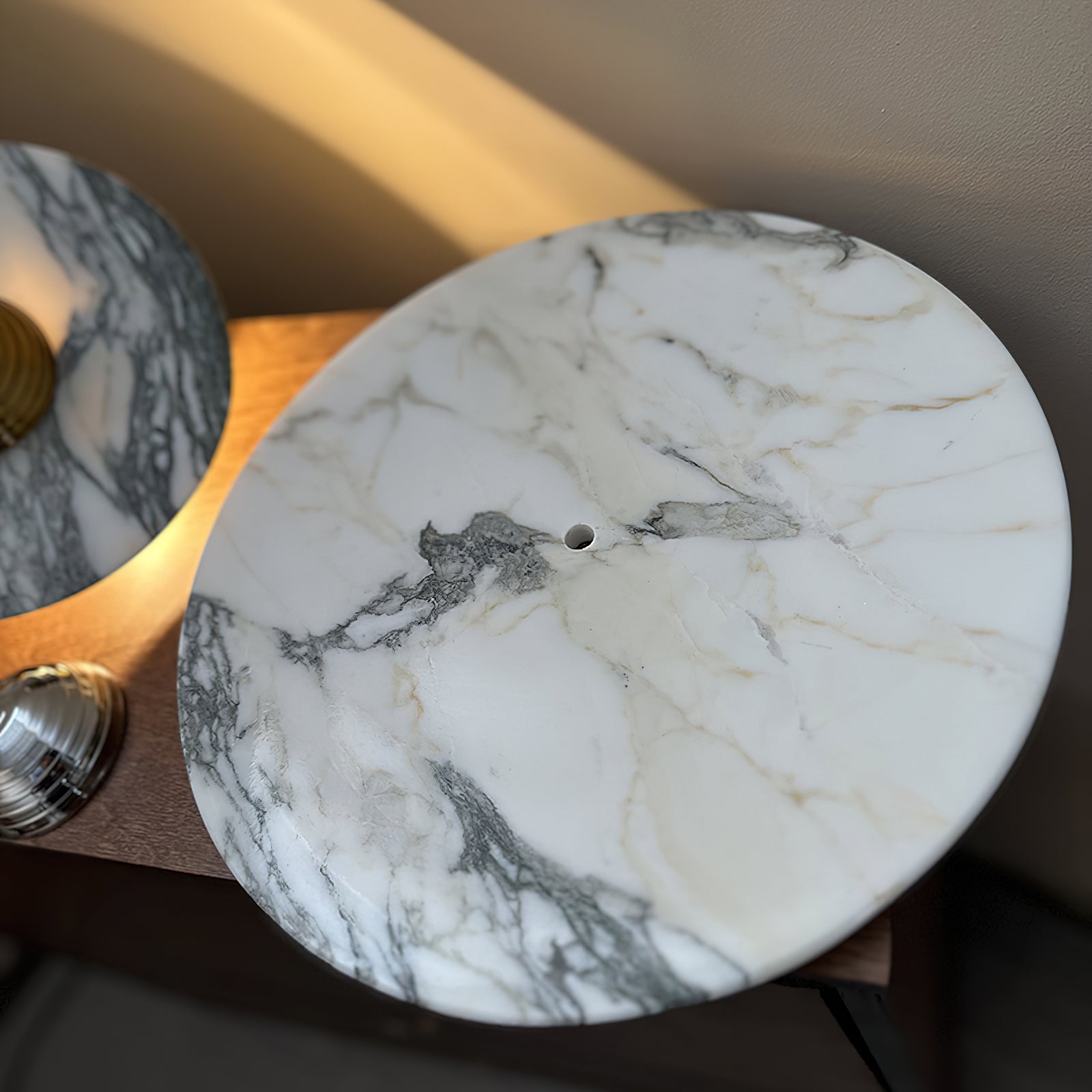 Настінний світильник Messier Marble