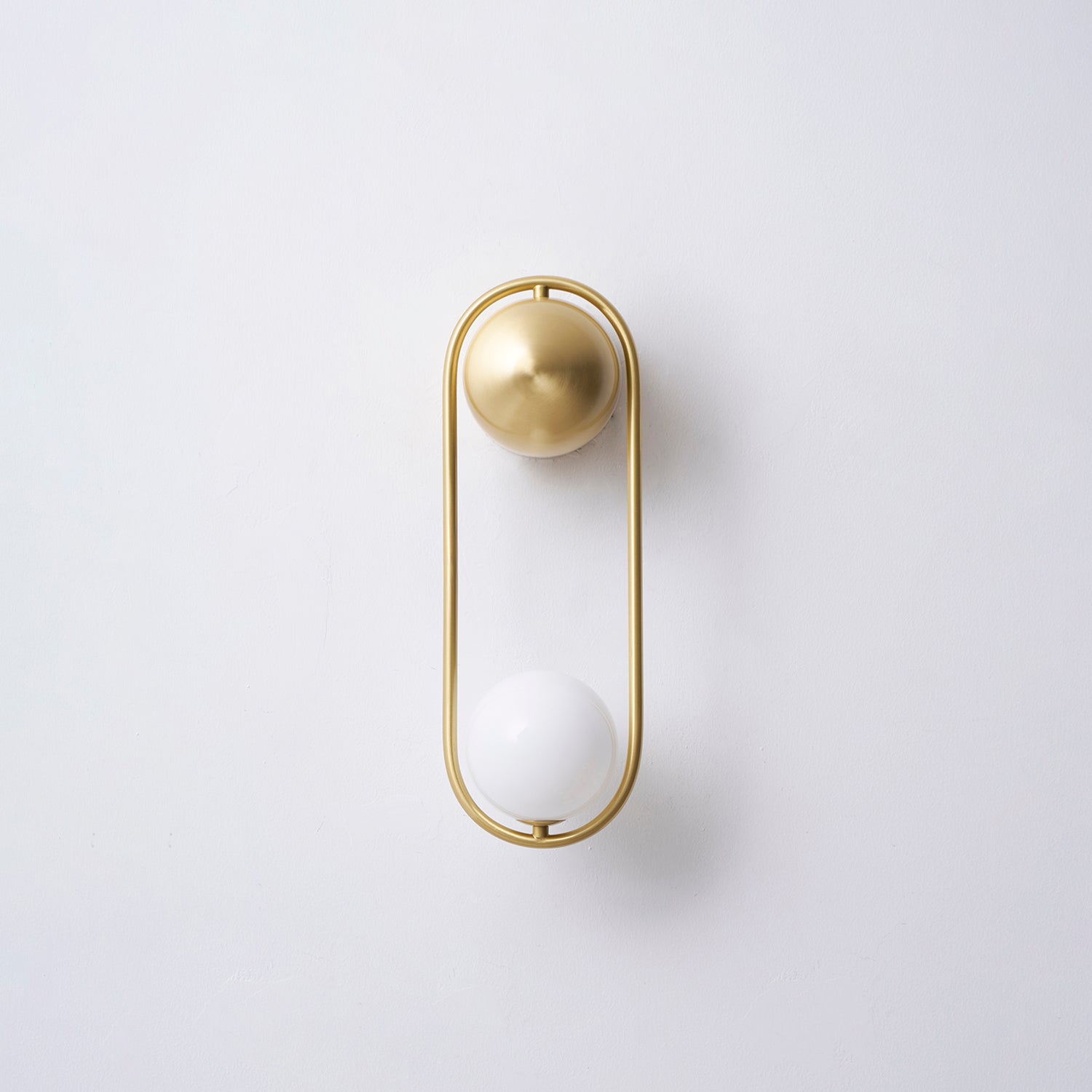 Настінний світильник Mila