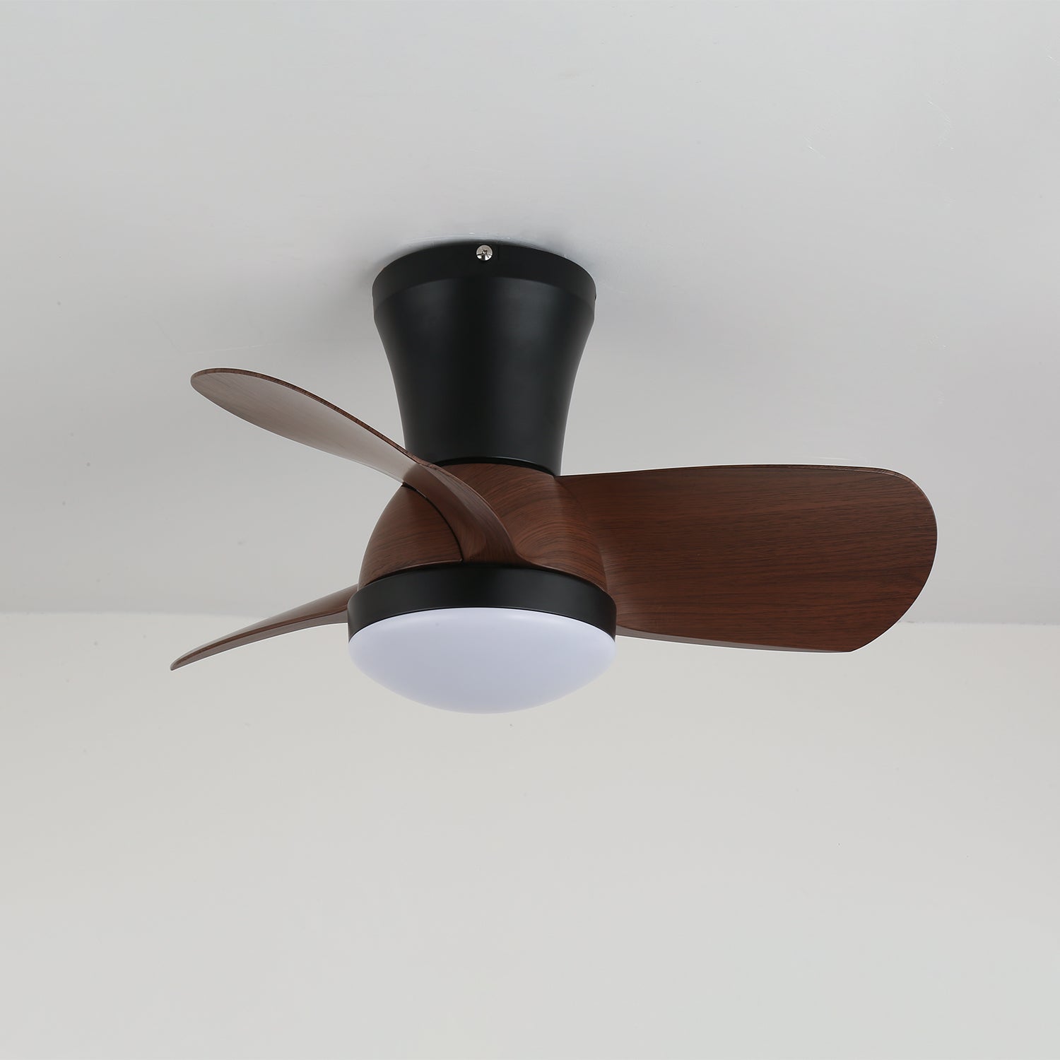 Miro Ceiling Fan Light - Vakkerlight