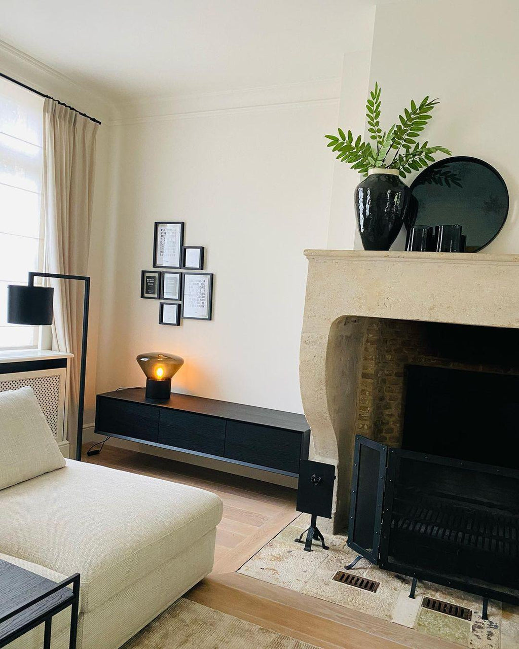 Bois Table Lamp