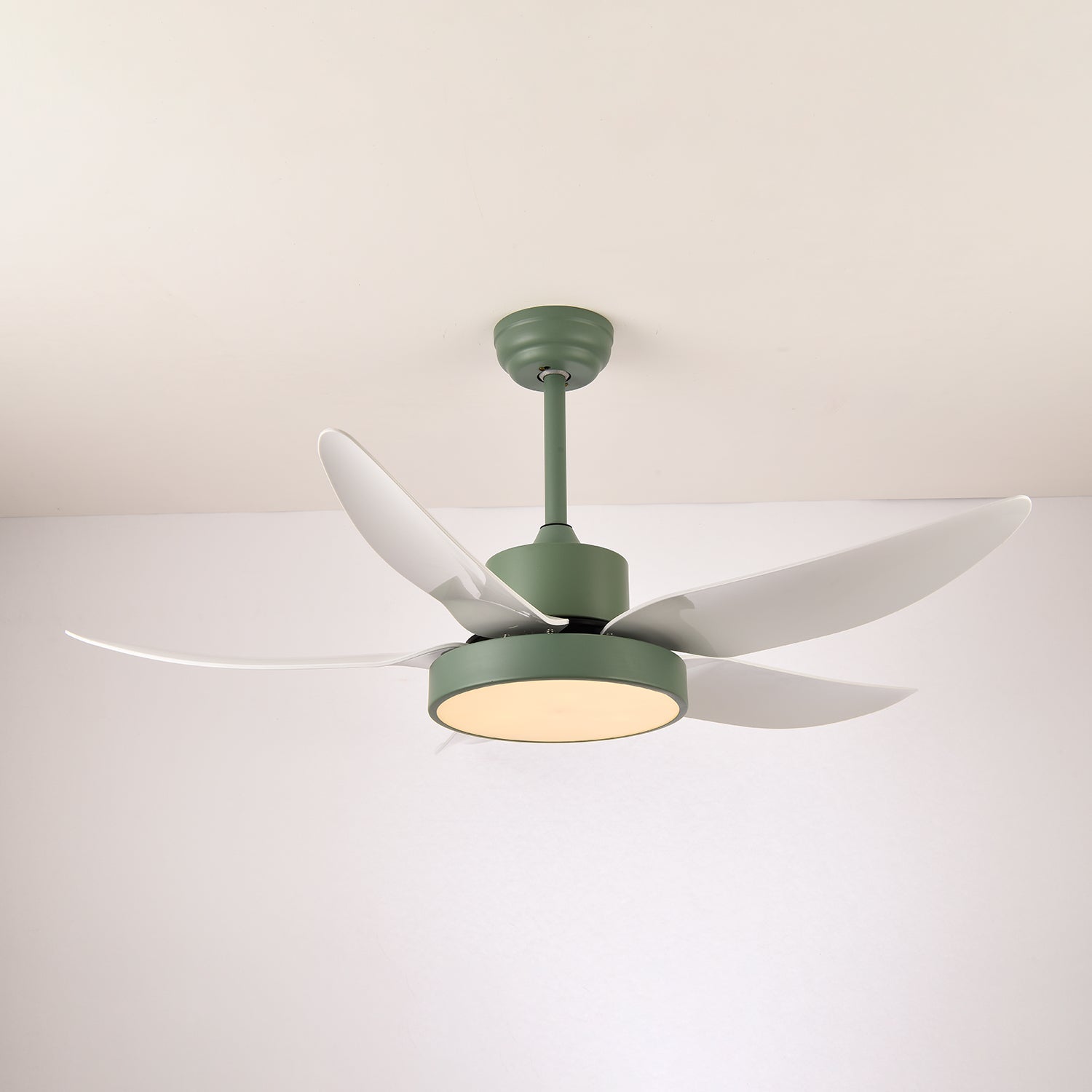 Noctura Glide Ceiling Fan Light - Vakkerlight