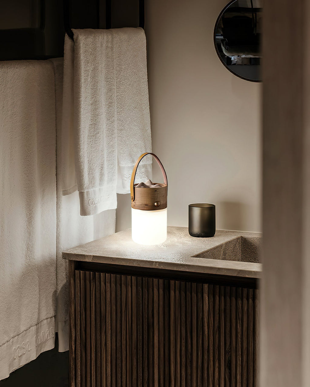Настільна лампа Nomad Lantern