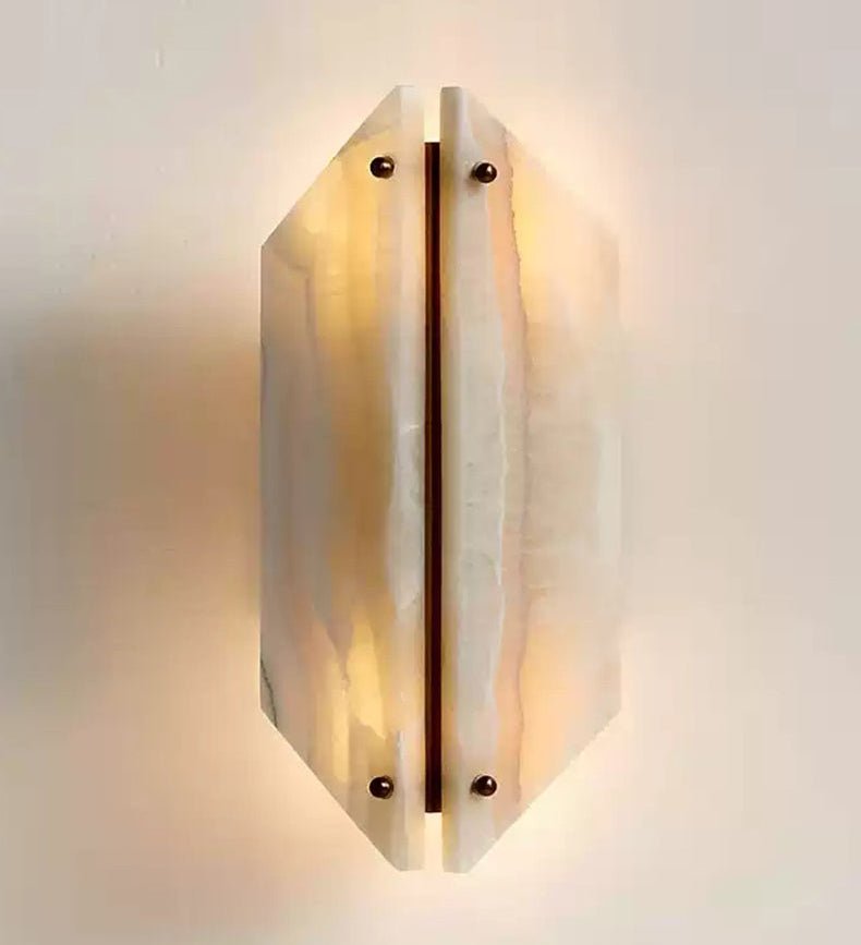 Настінний світильник Onyxa Crest Alabaster