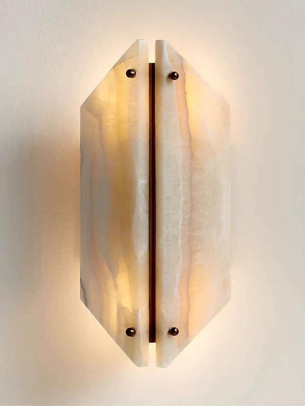 Настінний світильник Onyxa Crest Alabaster