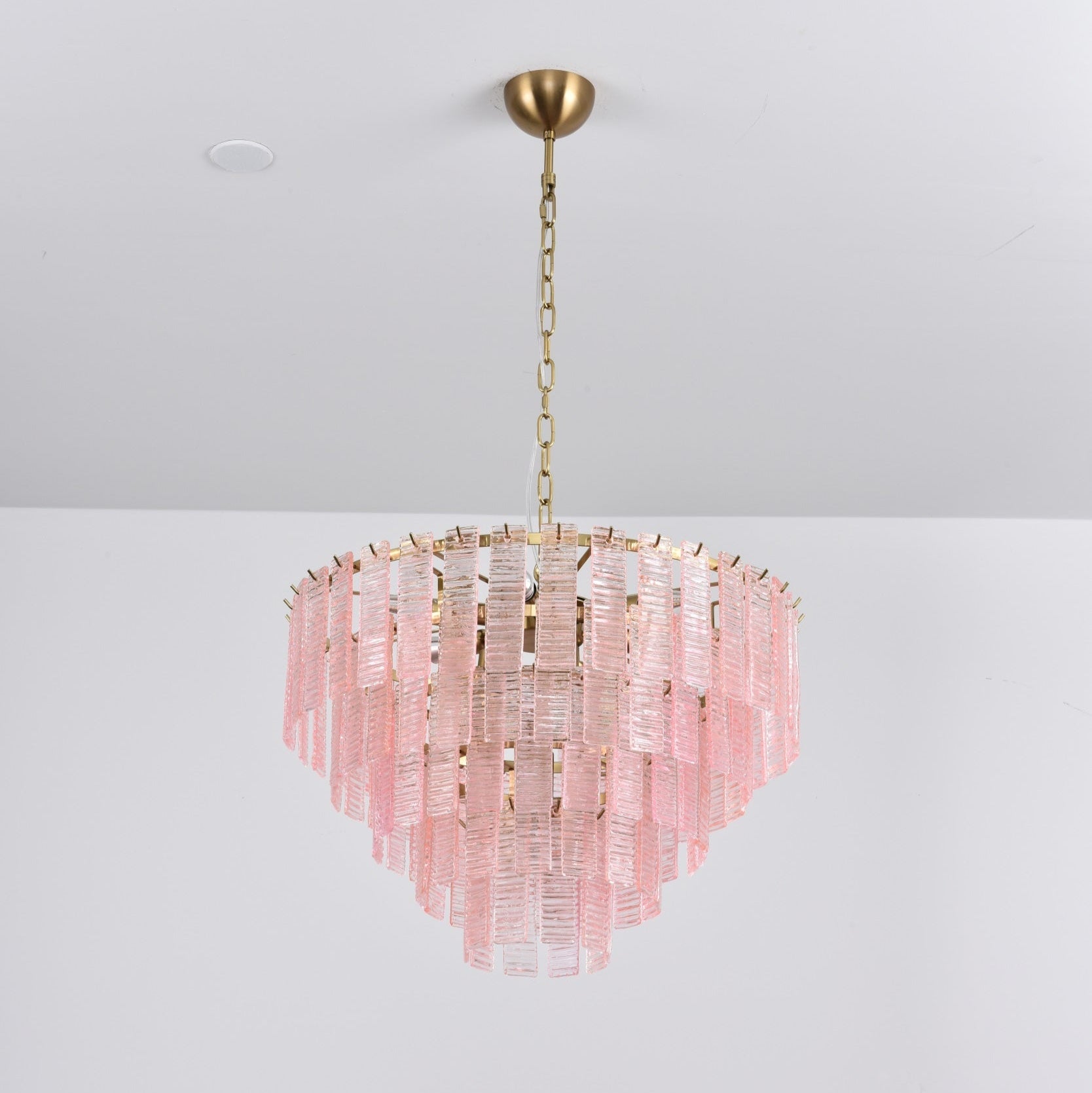 Розовая люстра Opalora Murano