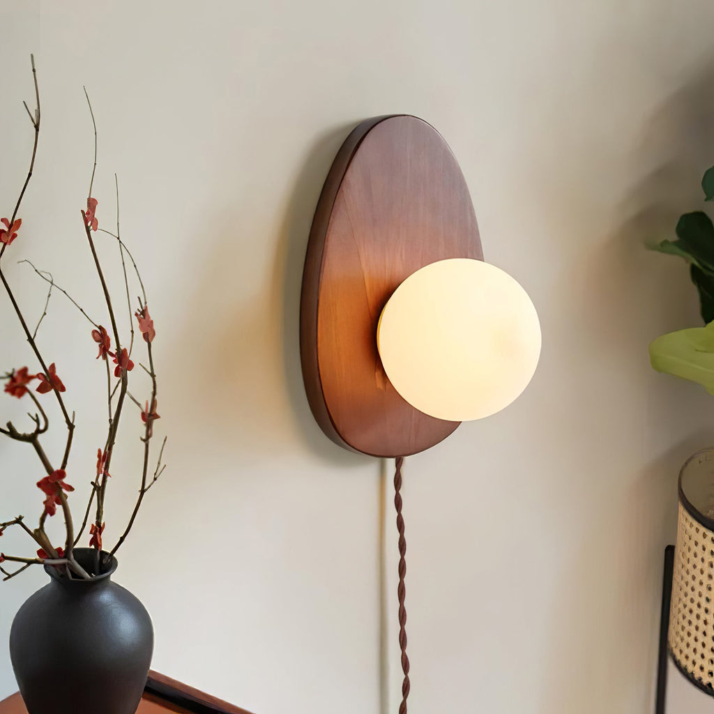 Настінний світильник Orba Walnut з вилкою