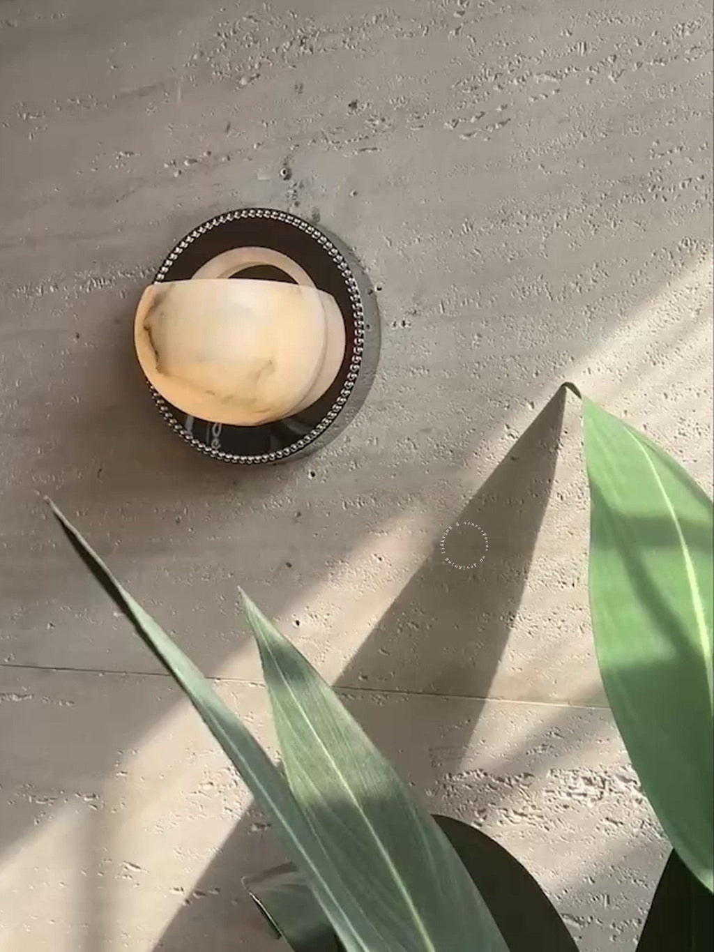 Настінний світильник Orbit Pearl Alabaster