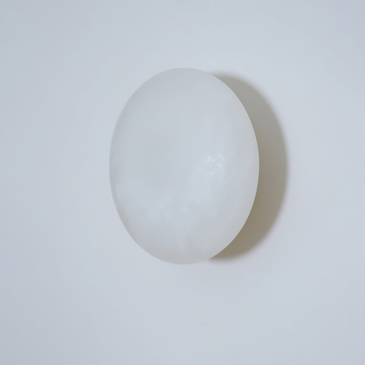 Настінний світильник Pebble Alabaster