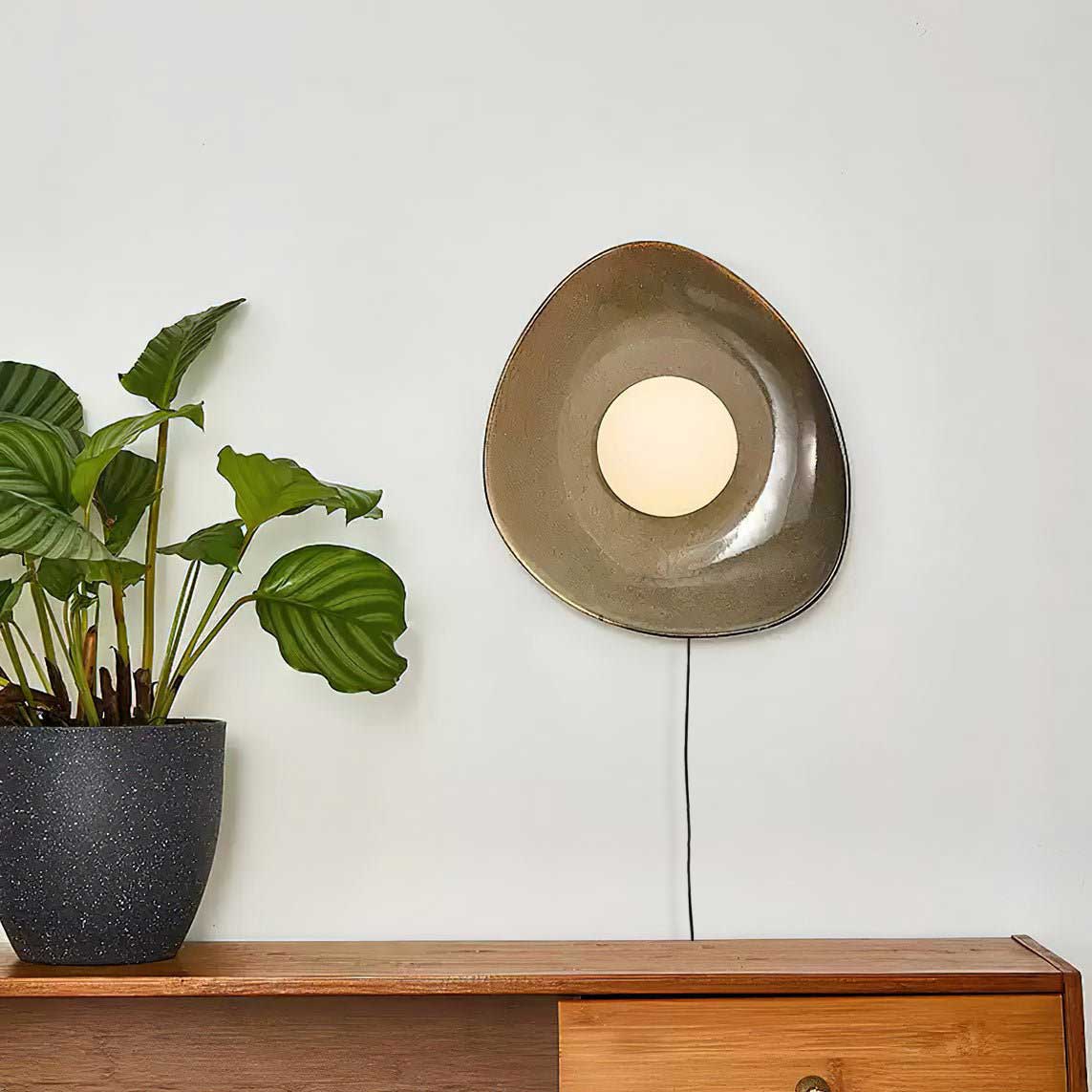 Pebble Disc Plug - in Wall Light - Vakkerlight