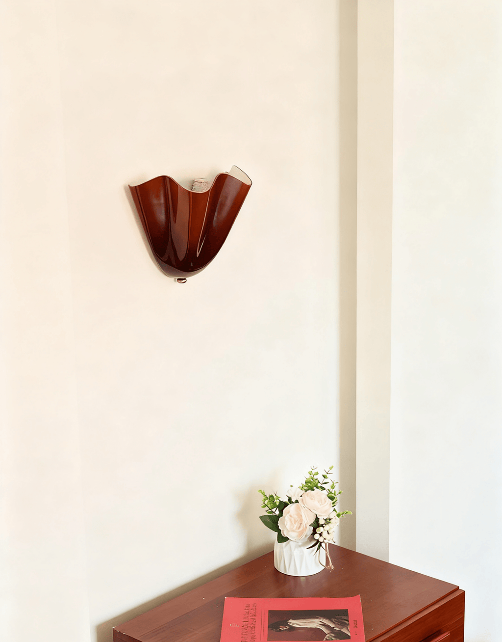 Настінний світильник Petalia