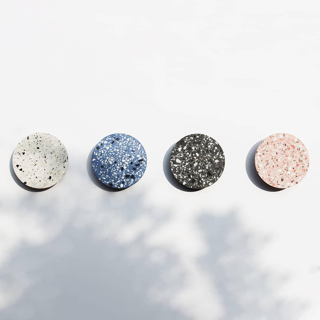 Настінний світильник Pin