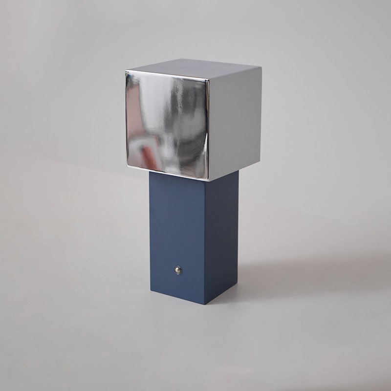Pivot Portable Table Lamp - Vakkerlight