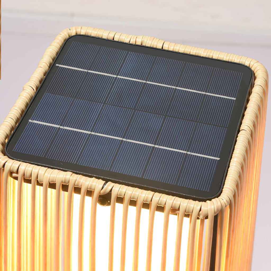 Пластиковий ротанговий зовнішній стовпчик освітлення