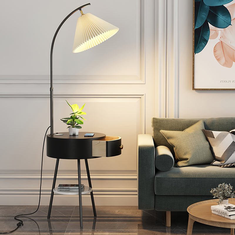 Pleated Arc Floor Light - Vakkerlight