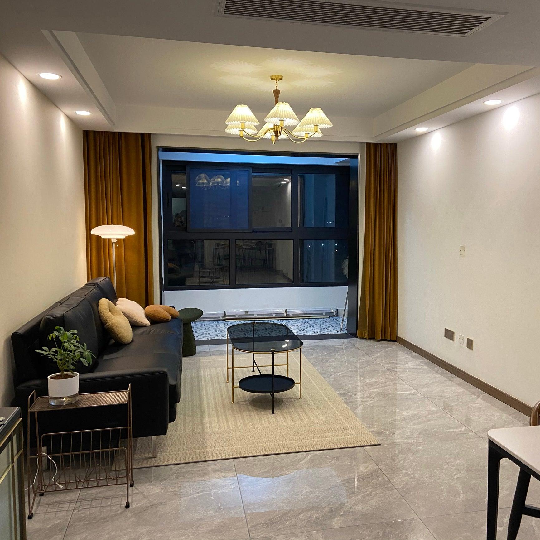 Поліна Люстра
