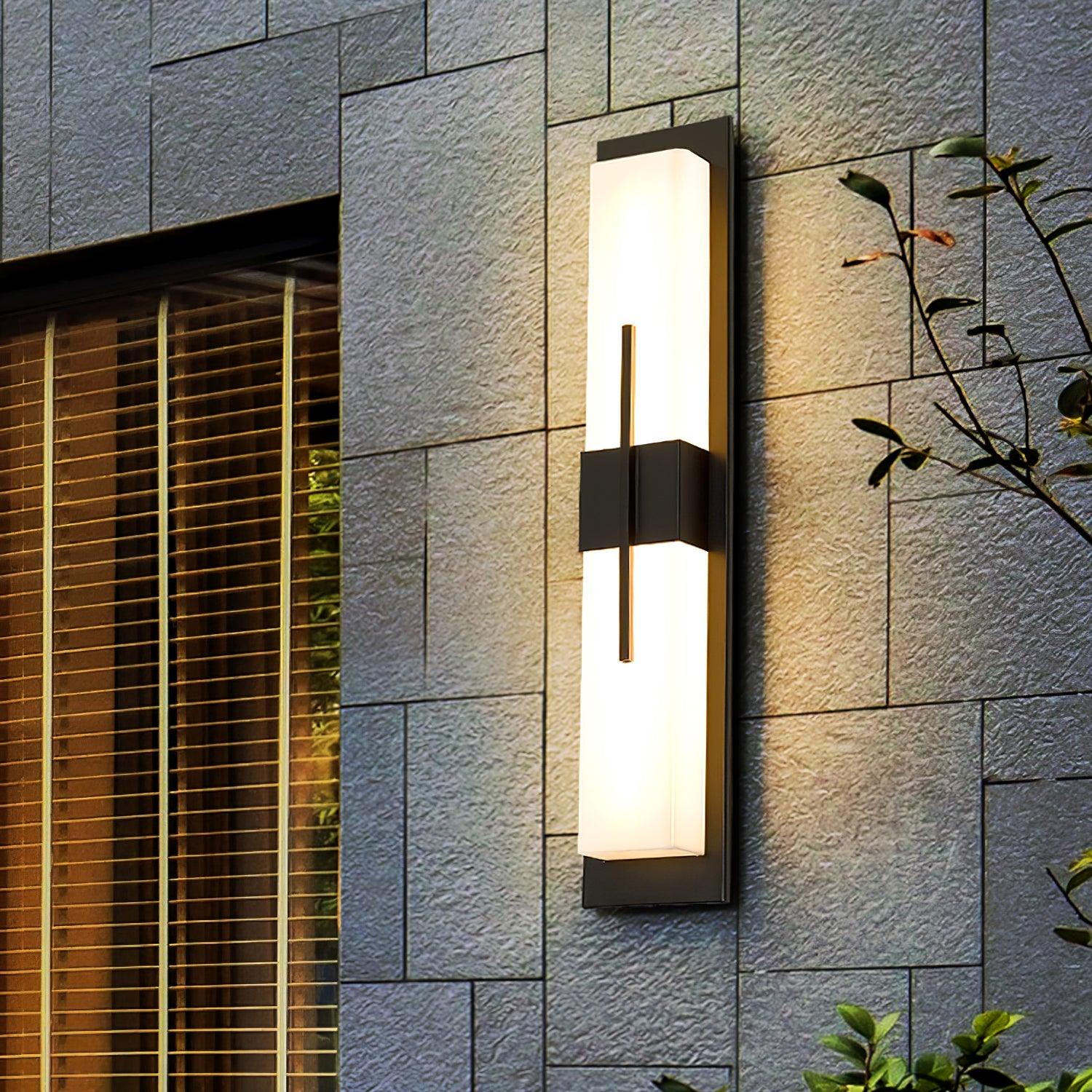Настінний світильник Possini Outdoor Alabaster