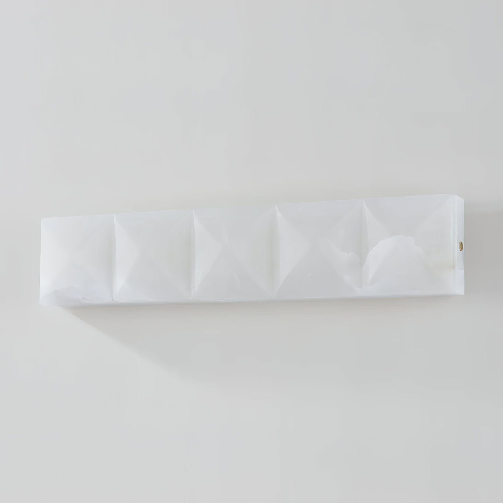 Настінний світильник Prism Alabaster