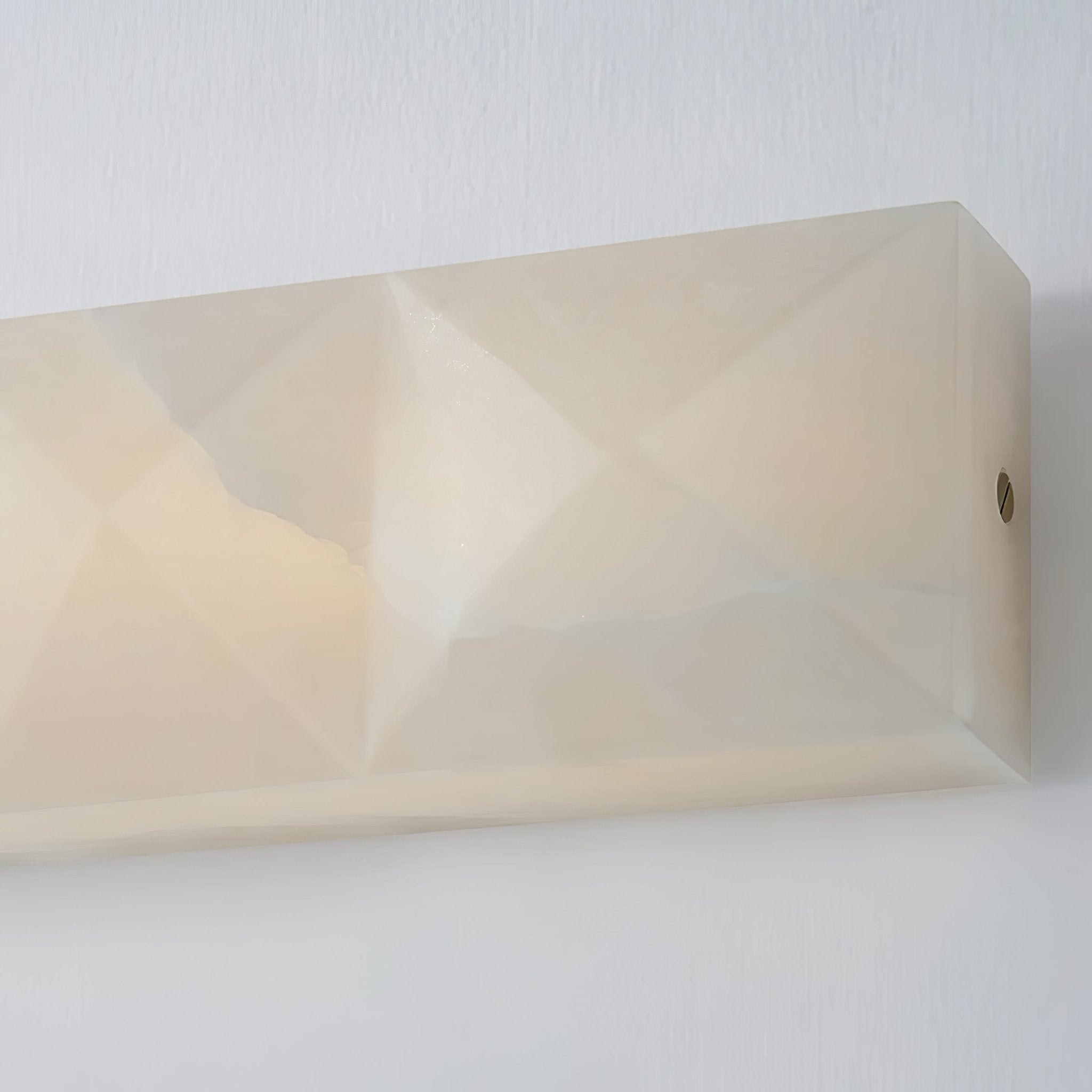 Настінний світильник Prism Alabaster