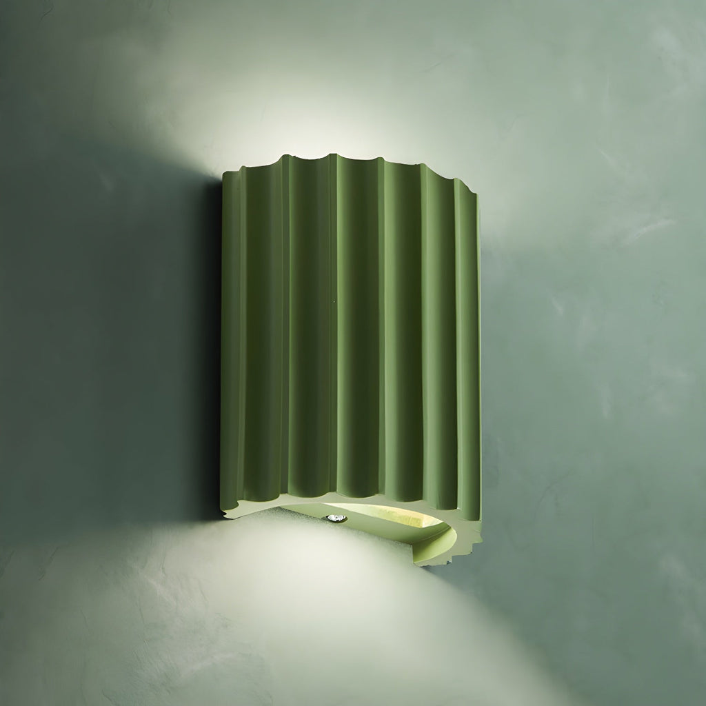 Настенный светильник Ribbed из смолы